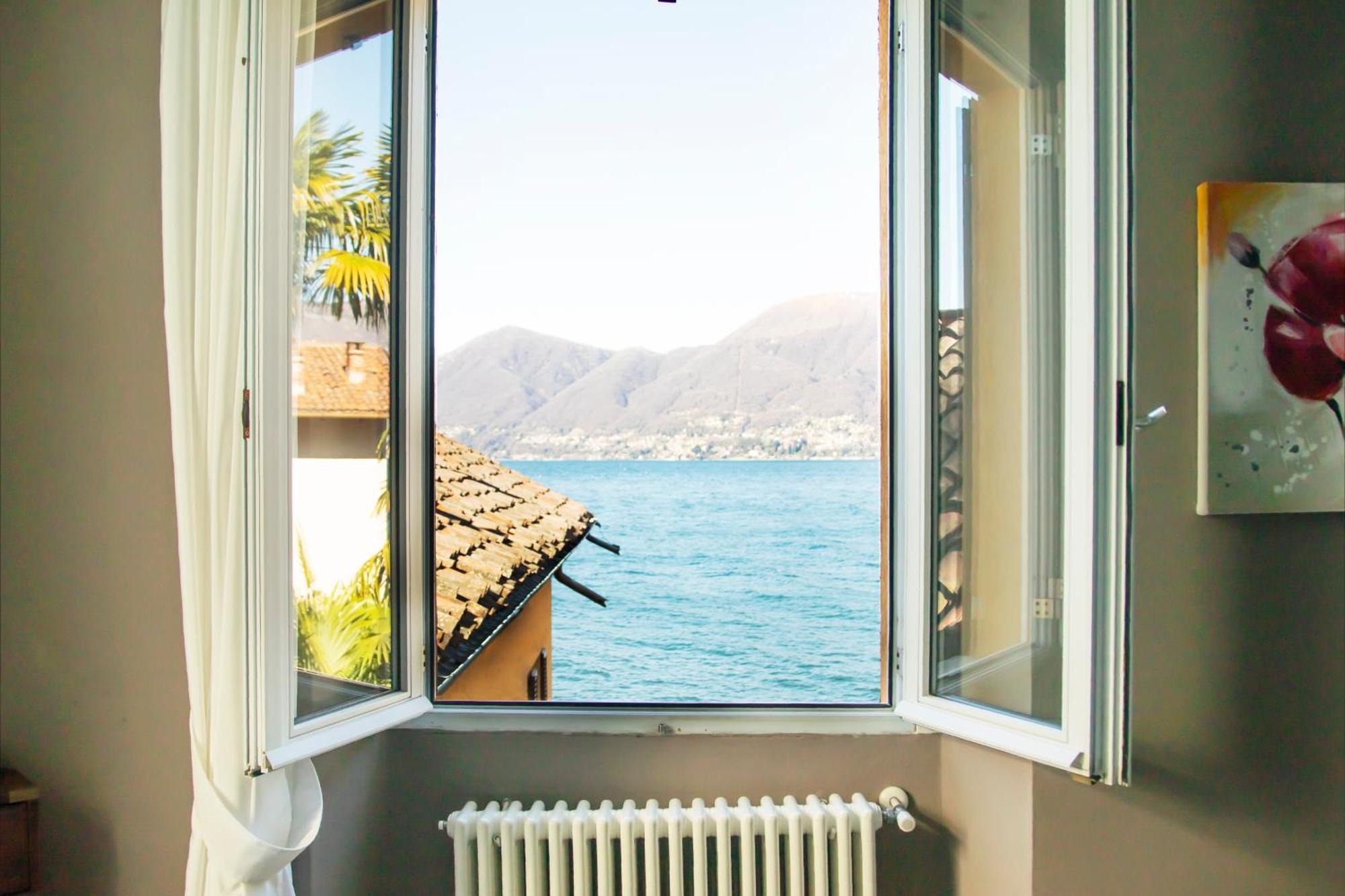Charming Moment Di Villa Porta - Casa Amatissima Brezzo Exterior photo